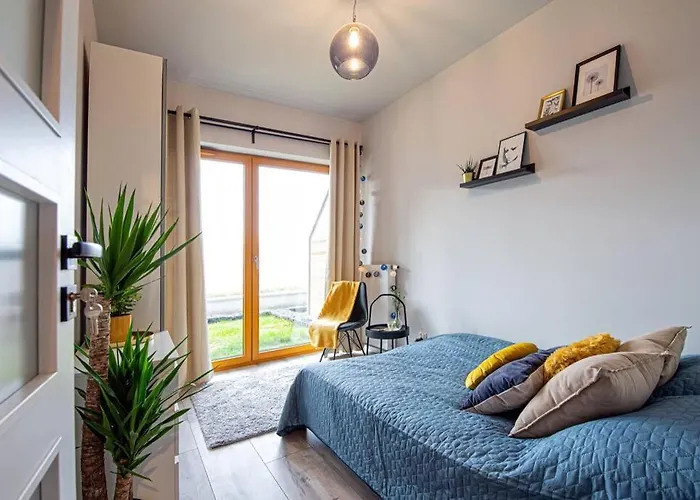 Apartament With Garden Bezplatny Parking !!!