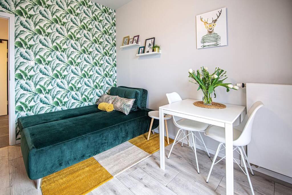 Apartamento With Garden Bezplatny Parking !!!